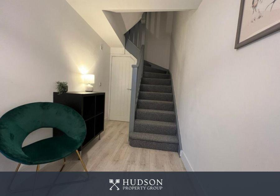 Villa Open Plan Townhouse In Shrewsbury Exterior foto